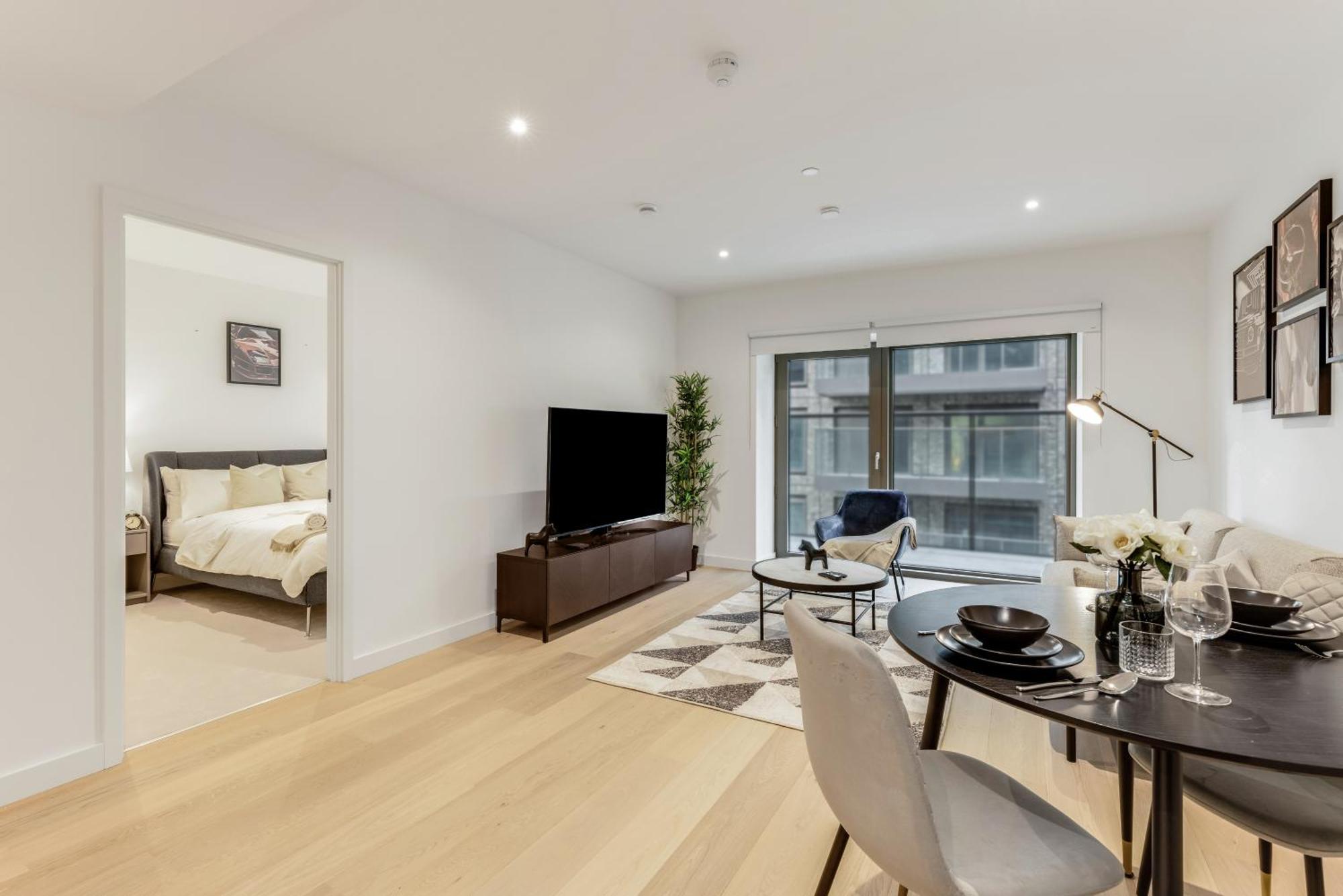 Khayat Homes - The Lord - One Bed Luxury Appartamento